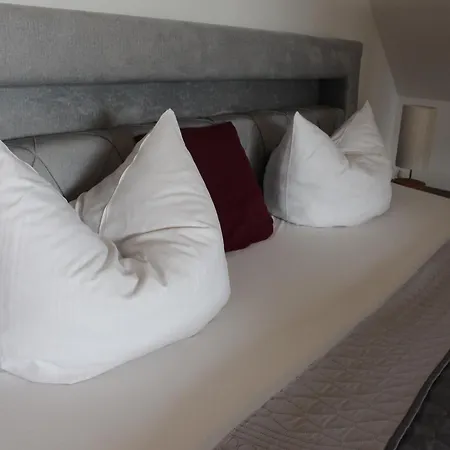 Grabinger Szálloda 3*